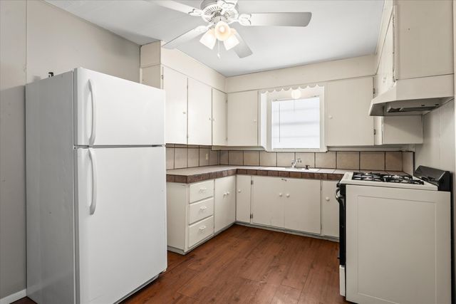 805 Avenue C, Levelland, TX 79336