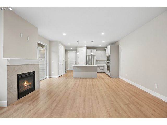 17079 Se TROGE Rd, Happy Valley, OR 97086