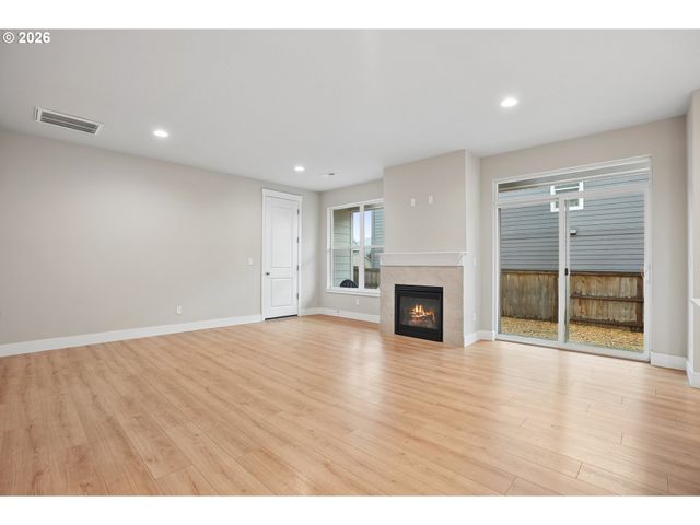 17079 Se TROGE Rd, Happy Valley, OR 97086