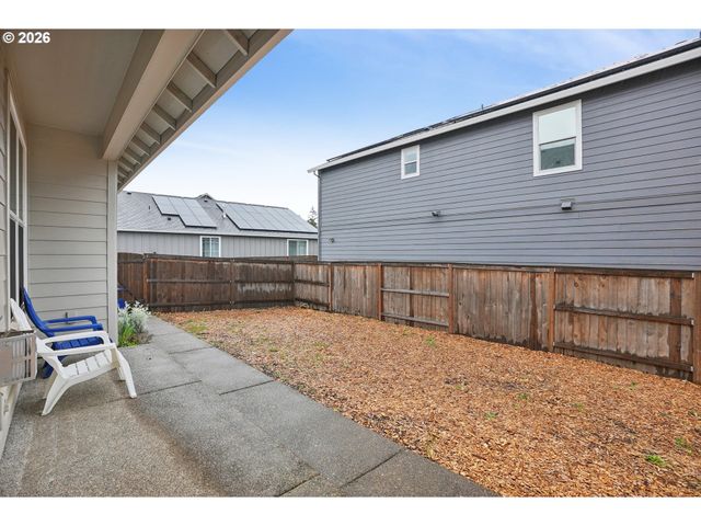 17079 Se TROGE Rd, Happy Valley, OR 97086