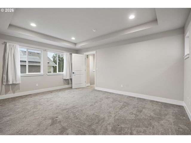 17079 Se TROGE Rd, Happy Valley, OR 97086