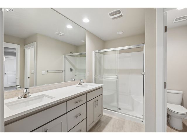 17079 Se TROGE Rd, Happy Valley, OR 97086