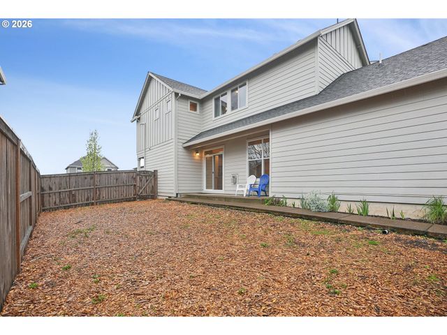 17079 Se TROGE Rd, Happy Valley, OR 97086