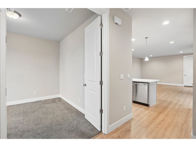 17079 Se TROGE Rd, Happy Valley, OR 97086