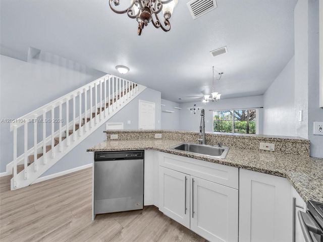 8306 Santa Monica Ave, Tamarac, FL 33321