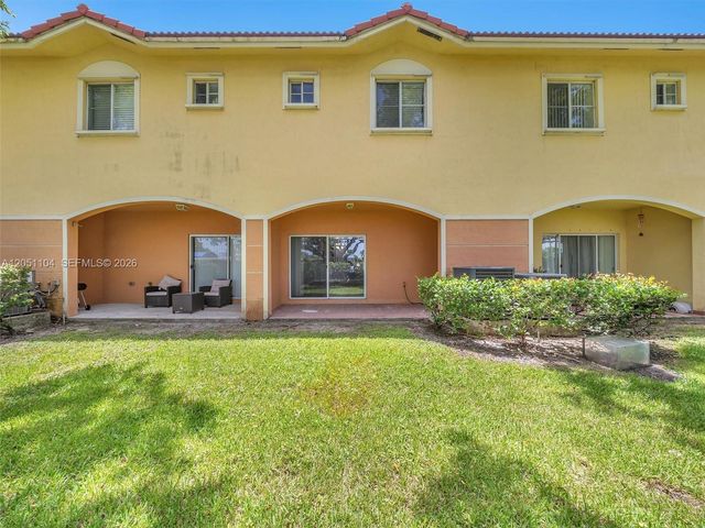 8306 Santa Monica Ave, Tamarac, FL 33321