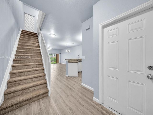 8306 Santa Monica Ave, Tamarac, FL 33321