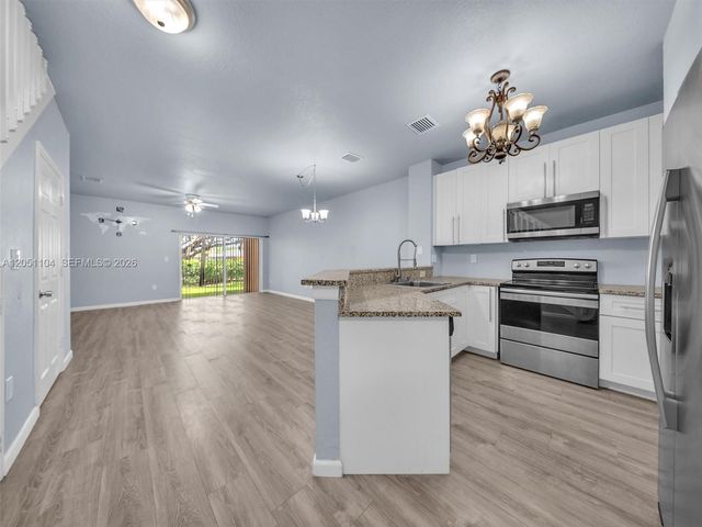 8306 Santa Monica Ave, Tamarac, FL 33321
