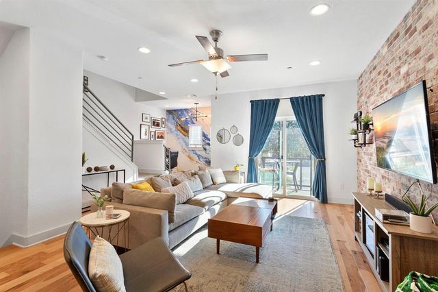 7203 Bassett CT, Austin, TX 78741