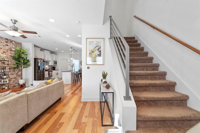 7203 Bassett CT, Austin, TX 78741