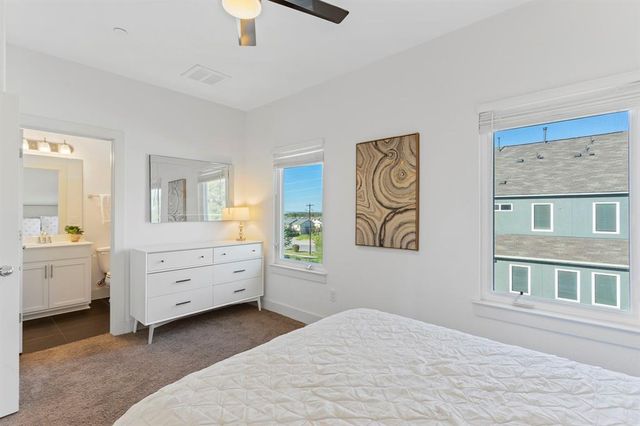 7203 Bassett CT, Austin, TX 78741