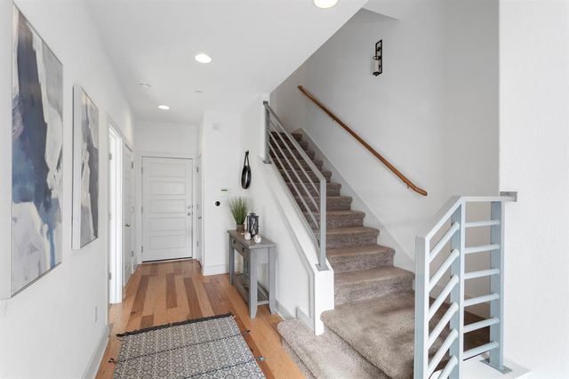 7203 Bassett CT, Austin, TX 78741