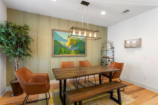 7203 Bassett CT, Austin, TX 78741