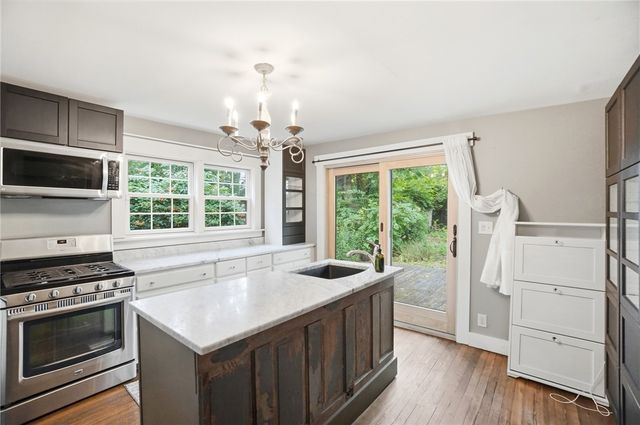 39 Henry Street, Dayton, OH 45402