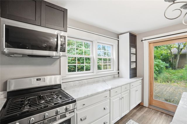 39 Henry Street, Dayton, OH 45402
