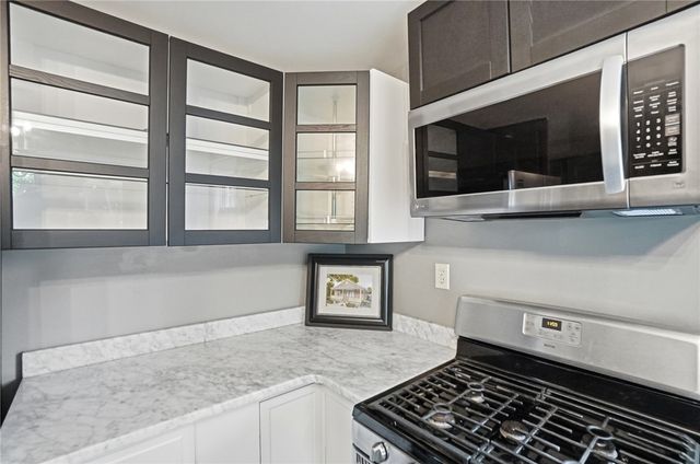 39 Henry Street, Dayton, OH 45402