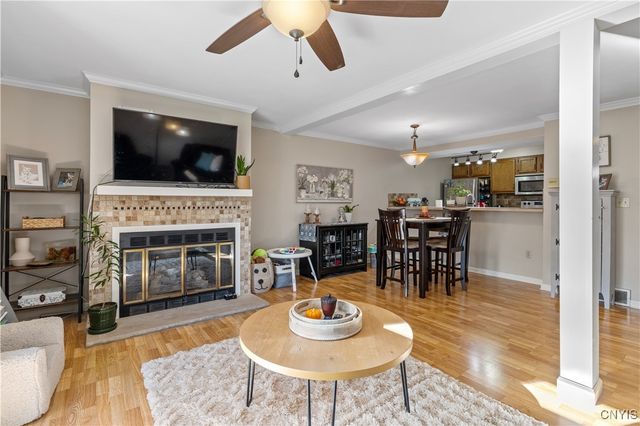 8253 Beehive Cir, Clay, NY 13090