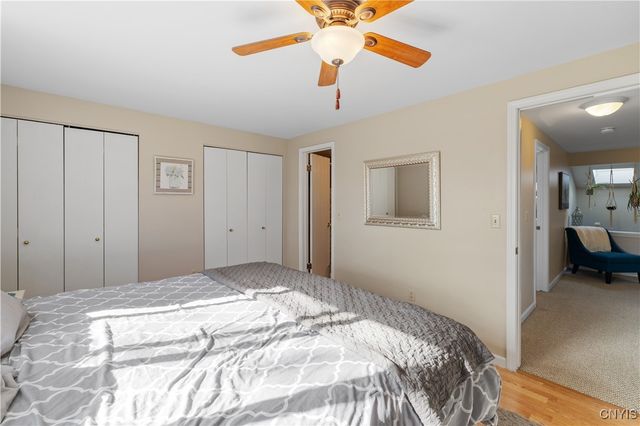 8253 Beehive Cir, Clay, NY 13090