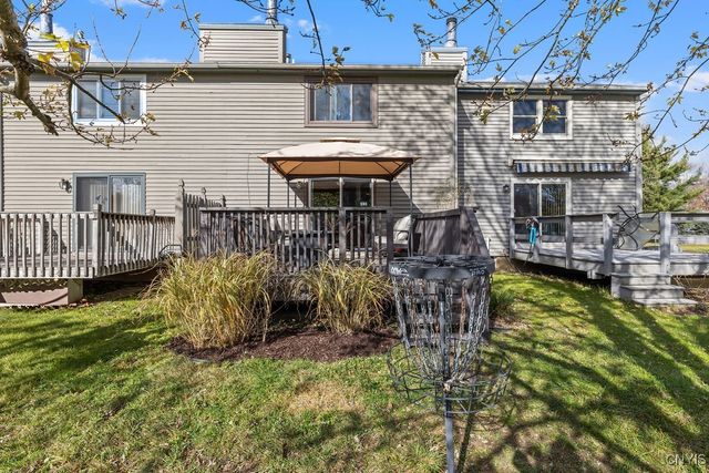 8253 Beehive Cir, Clay, NY 13090