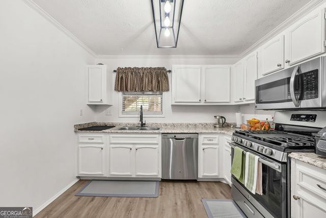 502 Vicksburg Place, Atlanta, GA 30350