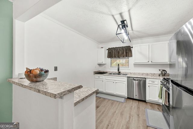 502 Vicksburg Place, Atlanta, GA 30350