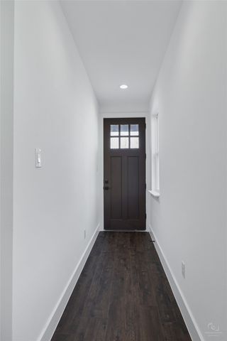 1104 E Annie Street, Fort Worth, TX 76104