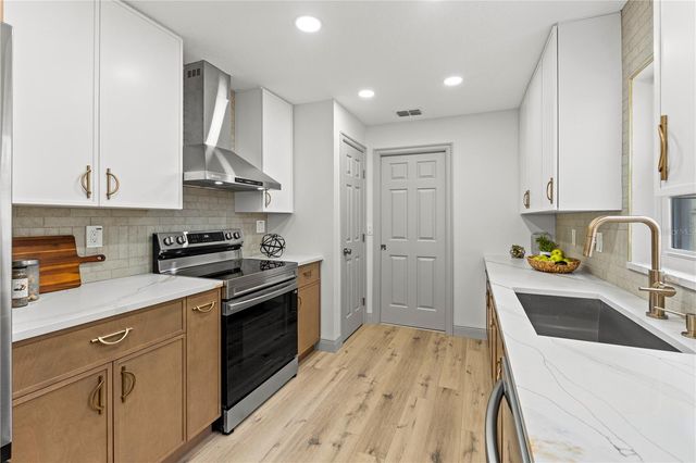 13211 111TH LANE, Largo, FL 33778