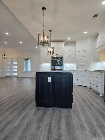 2243 E. Maryland Avenue, Sherwood, AR 72120