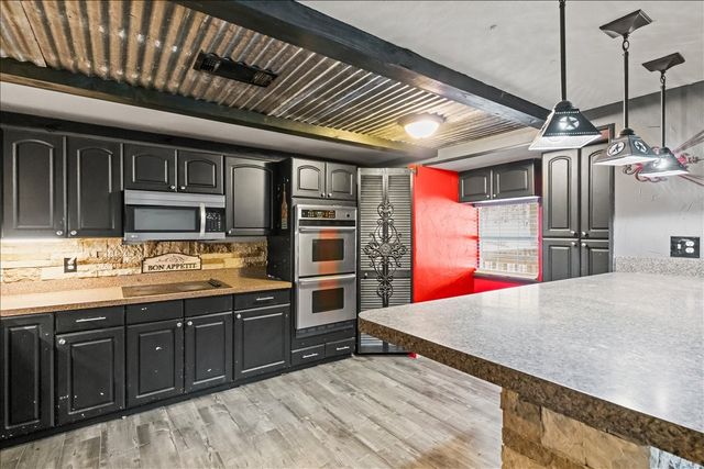 1021 Saralvo Road, Midlothian, TX 76065