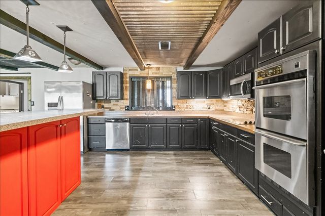 1021 Saralvo Road, Midlothian, TX 76065