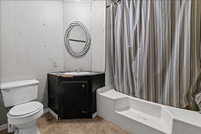 1021 Saralvo Road, Midlothian, TX 76065