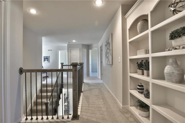 2717 W Park Street, Olathe, KS 66061