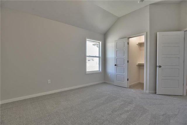 2717 W Park Street, Olathe, KS 66061