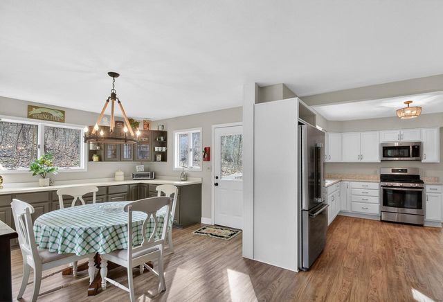 N7024 Oakwood ROAD, Whitewater, WI 53190