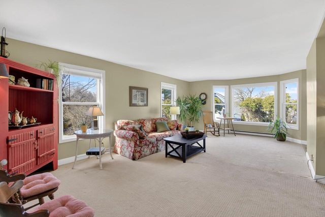 N7024 Oakwood ROAD, Whitewater, WI 53190