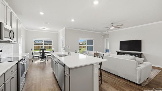 266 Rolling, New Braunfels, TX 78130