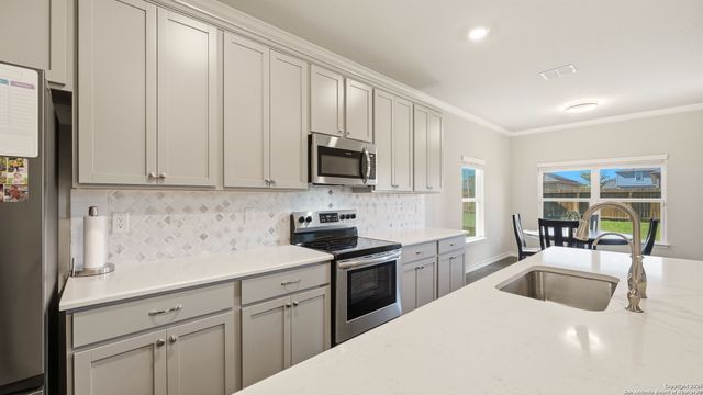 266 Rolling, New Braunfels, TX 78130