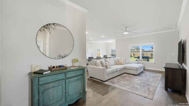 266 Rolling, New Braunfels, TX 78130