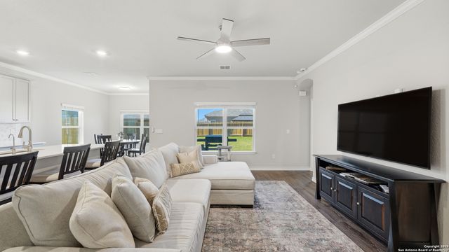 266 Rolling, New Braunfels, TX 78130