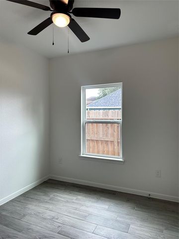 16686 E Lynbrook, Montgomery, TX 77316