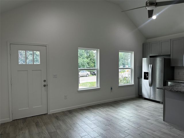 16686 E Lynbrook, Montgomery, TX 77316