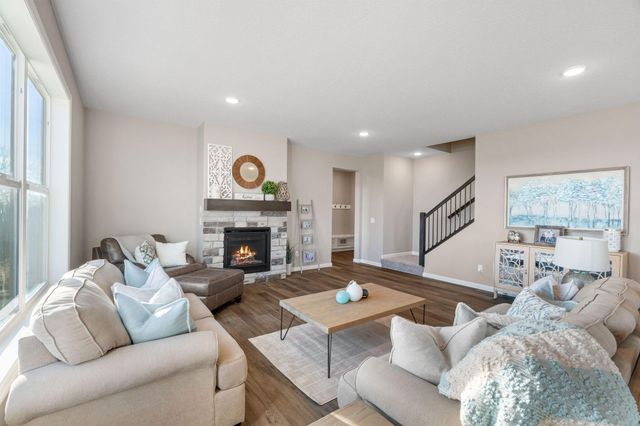 10896 165th Avenue NW, Elk River, MN 55330