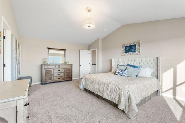 10896 165th Avenue NW, Elk River, MN 55330