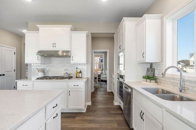 10896 165th Avenue NW, Elk River, MN 55330