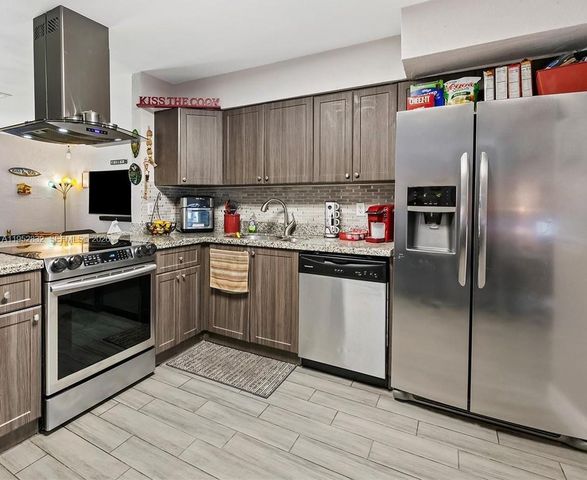 4741 SW 25th Terrace, Dania Beach, FL 33312