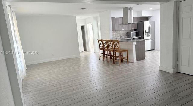 4741 SW 25th Terrace, Dania Beach, FL 33312