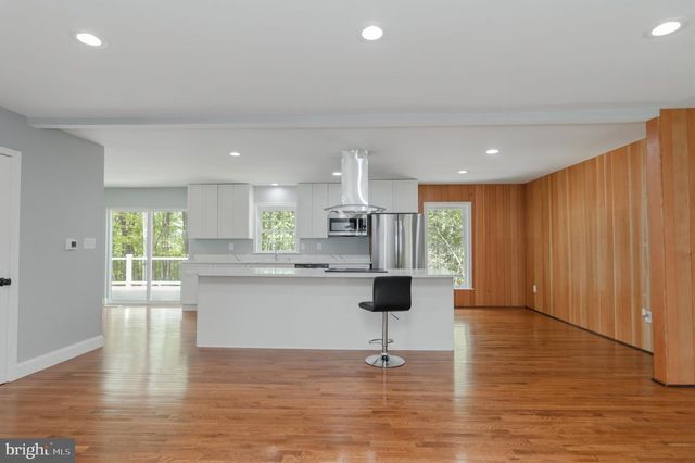 12888 LEMAN LN, Waldorf, MD 20601