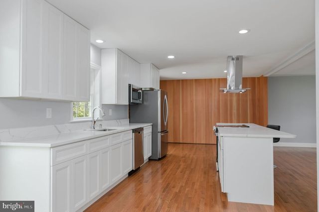 12888 LEMAN LN, Waldorf, MD 20601