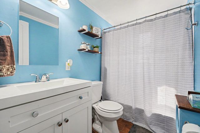 24 Pine Hill Drive, Highland Heights, KY 41076