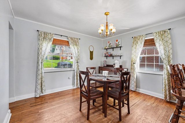 24 Pine Hill Drive, Highland Heights, KY 41076
